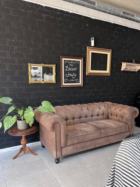 The Barber House BD - trabajo 1